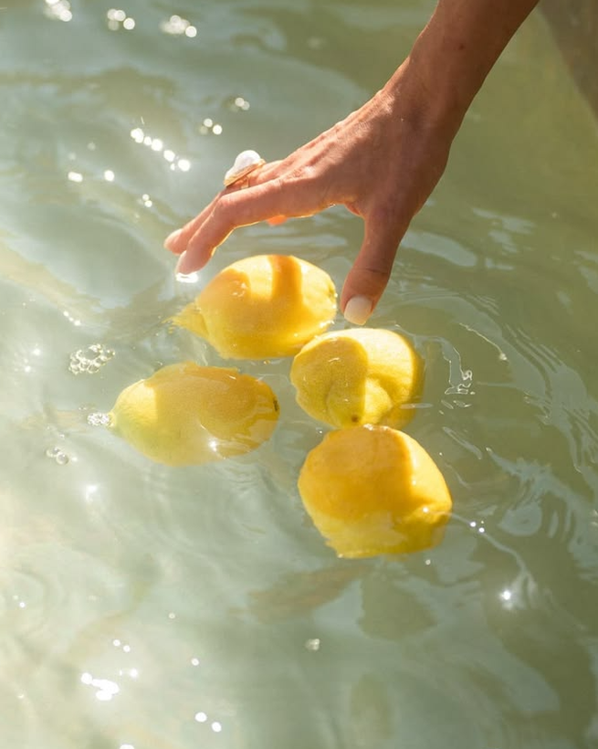 Fresh lemon